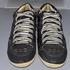 Stylish Silver and Gold Leather Cream women’s Sneakers size 34